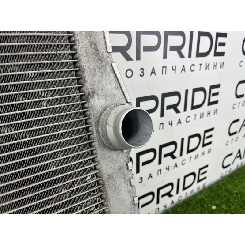 Радиатор охлаждения (система охлаждения) BMW 7-series F02 2011 4.4 N63 17117570094