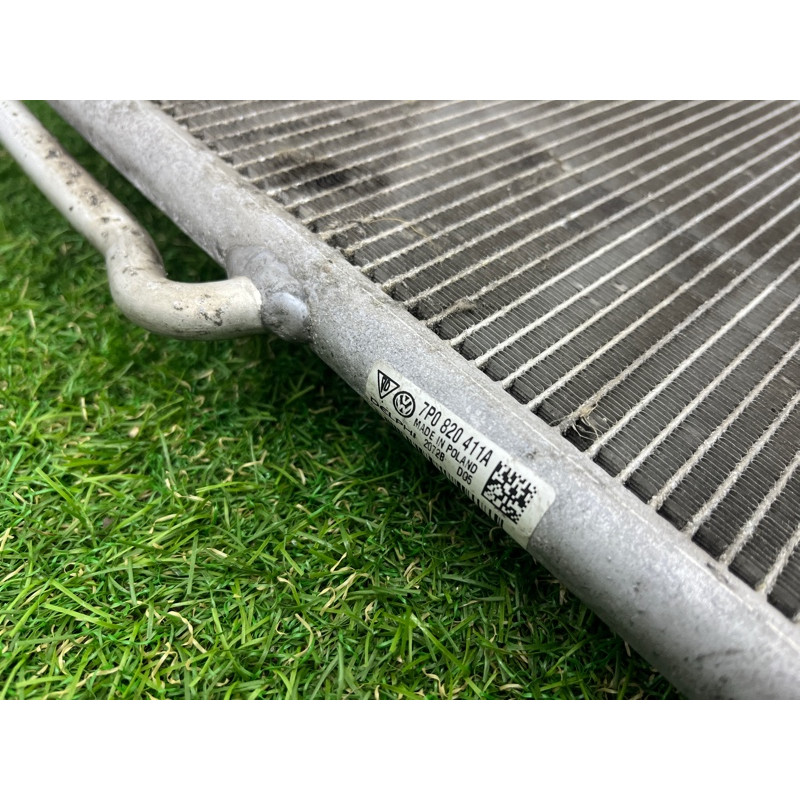 Радиатор кондиционера (отопление и кондиционирование) Volkswagen Touareg NF 2012 3.6 CGRA 7P0820411A