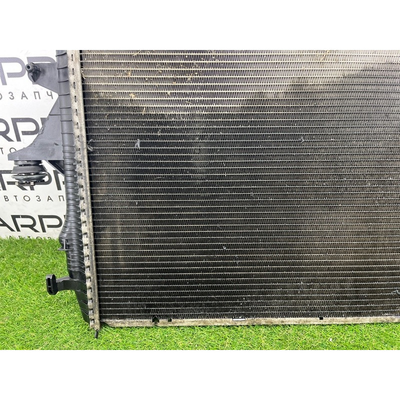 Радиатор охлаждения (система охлаждения) AUDI Q7 4L 2011 3.0 CATA 7L0121253A