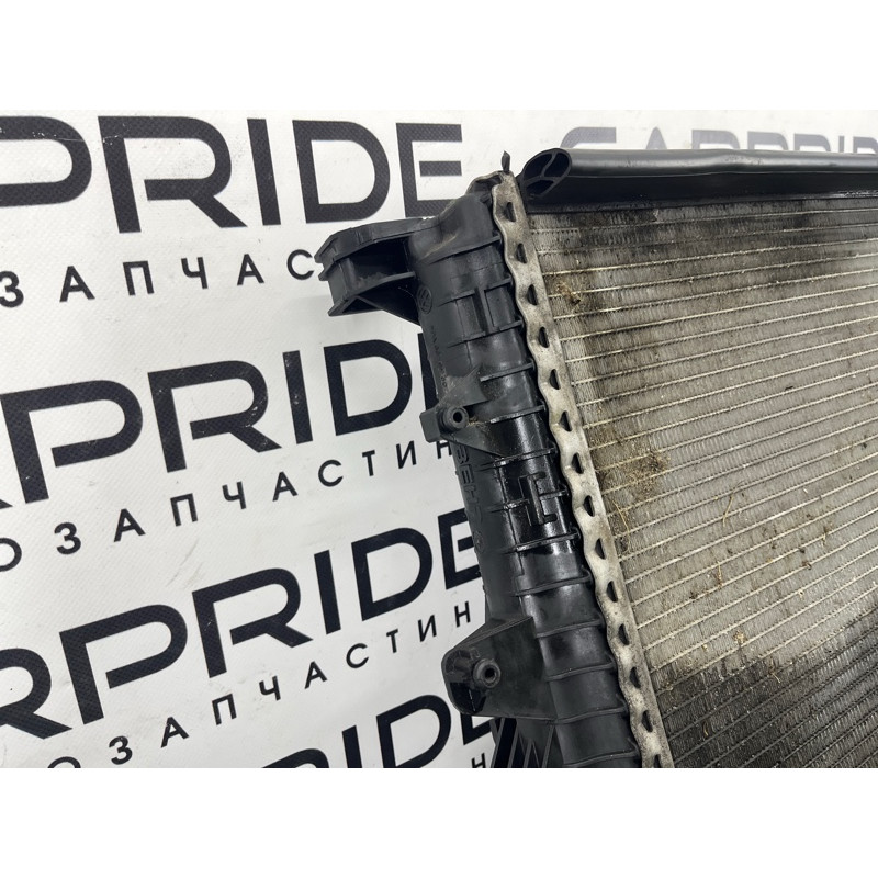 Радиатор охлаждения (система охлаждения) AUDI Q7 4L 2011 3.0 CATA 7L0121253A