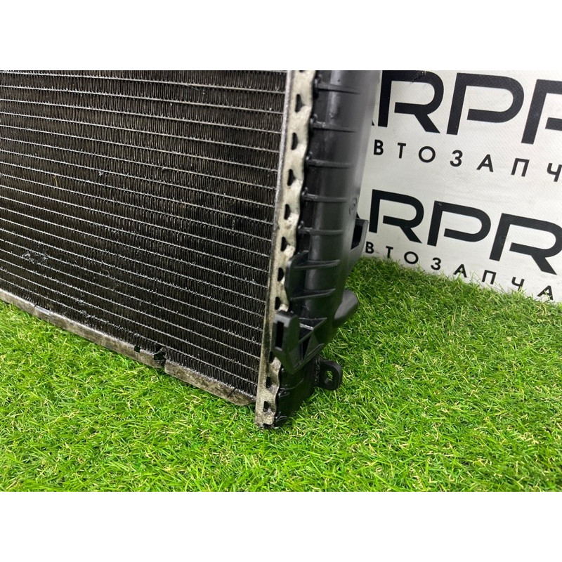 Радиатор охлаждения (система охлаждения) AUDI Q7 4L 2011 3.0 CATA 7L0121253A