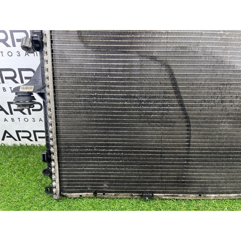 Радиатор охлаждения (система охлаждения) AUDI Q7 4L 2011 3.0 CATA 7L0121253A