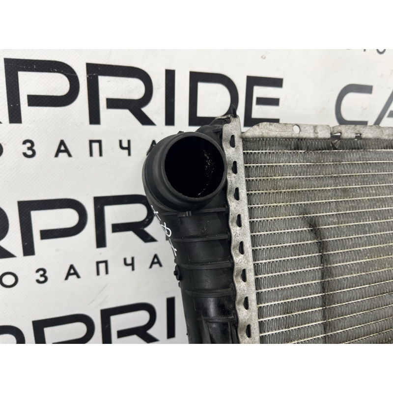 Радиатор охлаждения (система охлаждения) AUDI Q7 4L 2011 3.0 CATA 7L0121253A