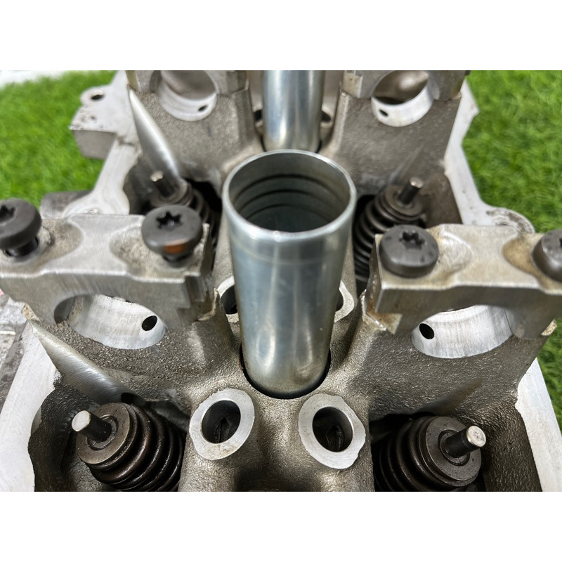 Головка блока цилиндров (двигатель и элементы) Dodge Journey SXT 2014 3.6 68141352AE