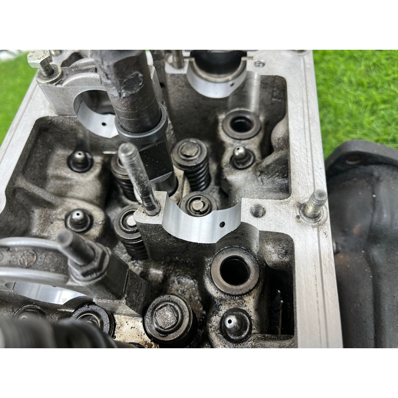 Головка блока цилиндров (двигатель и элементы) AUDI A6 C5 2001 2.5 AKE 059103373