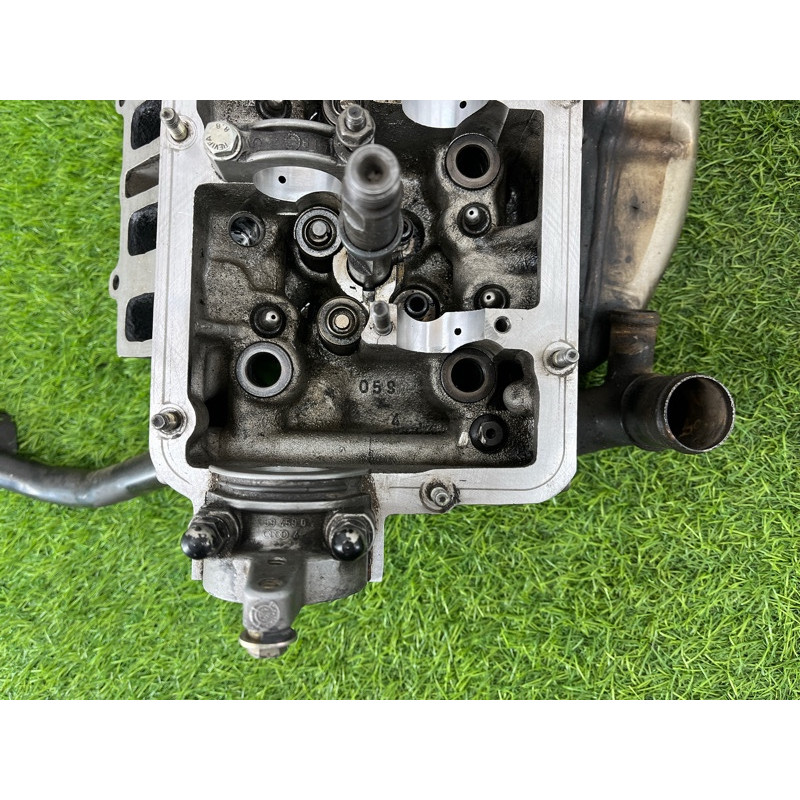 Головка блока цилиндров (двигатель и элементы) AUDI A6 C5 2001 2.5 AKE 059103373