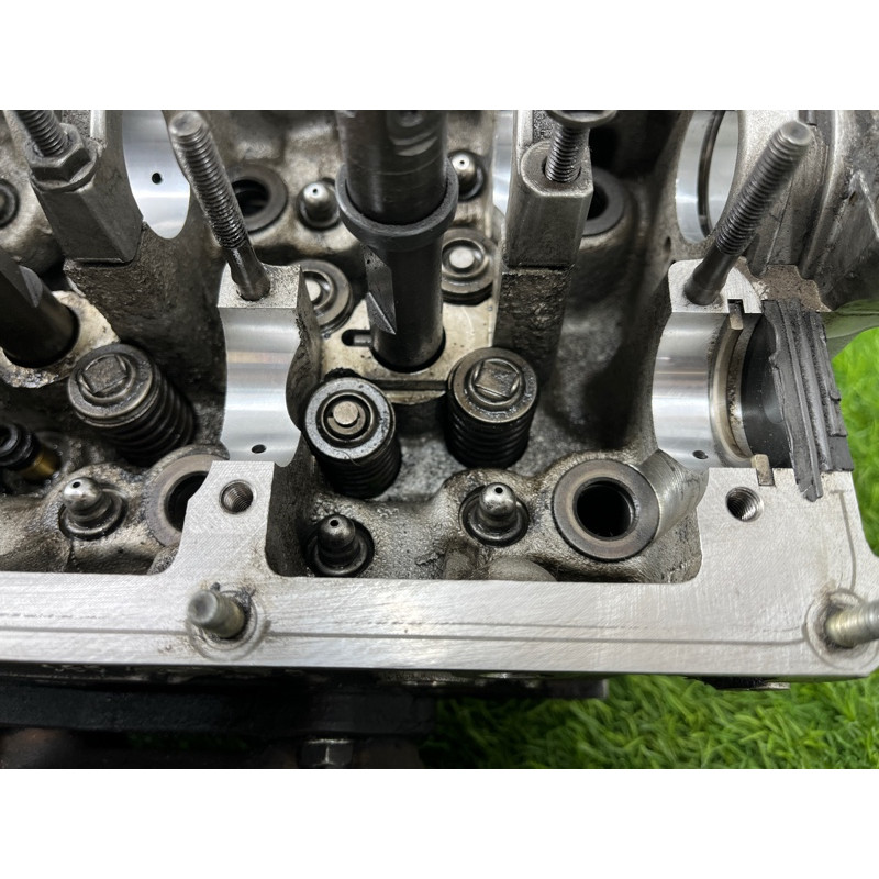 Головка блока цилиндров (двигатель и элементы) AUDI A6 C5 2001 2.5 AKE 059103373