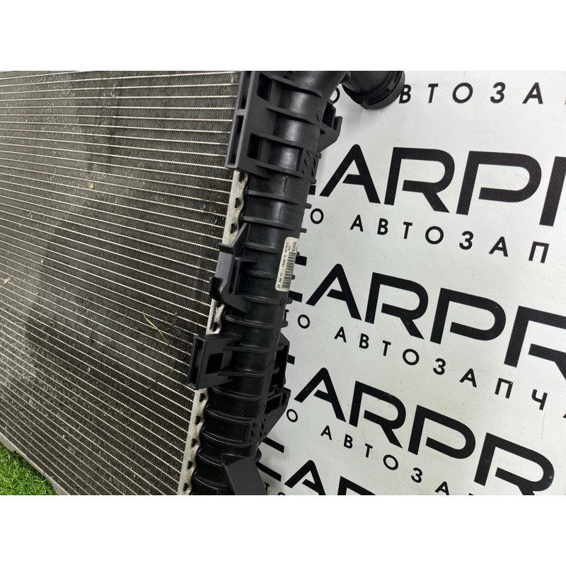 Радиатор охлаждения (система охлаждения) AUDI Q5 8R 2012 3.2 CALB 8K0121251AA