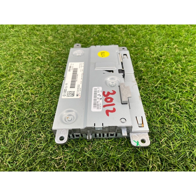 Монитор (электрика) AUDI Q5 8R 2012 3.2 CALB 8R0919604