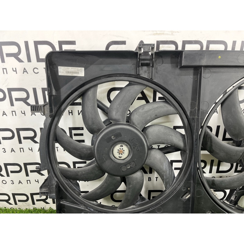 Вентилятор охлаждения радиатора (система охлаждения) AUDI Q5 8R 2012 3.2 CALB 8K0121207A