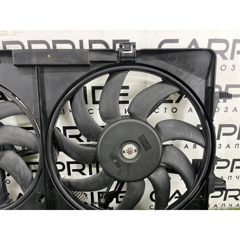 Вентилятор охлаждения радиатора (система охлаждения) AUDI Q5 8R 2012 3.2 CALB 8K0121207A
