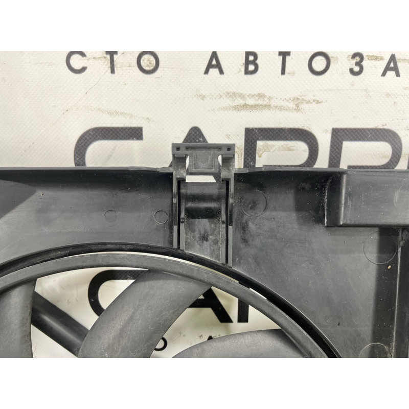 Вентилятор охлаждения радиатора (система охлаждения) AUDI Q5 8R 2012 3.2 CALB 8K0121207A