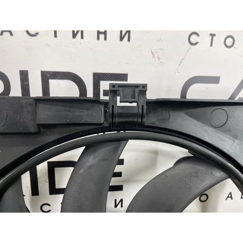 Вентилятор охлаждения радиатора (система охлаждения) AUDI Q5 8R 2012 3.2 CALB 8K0121207A