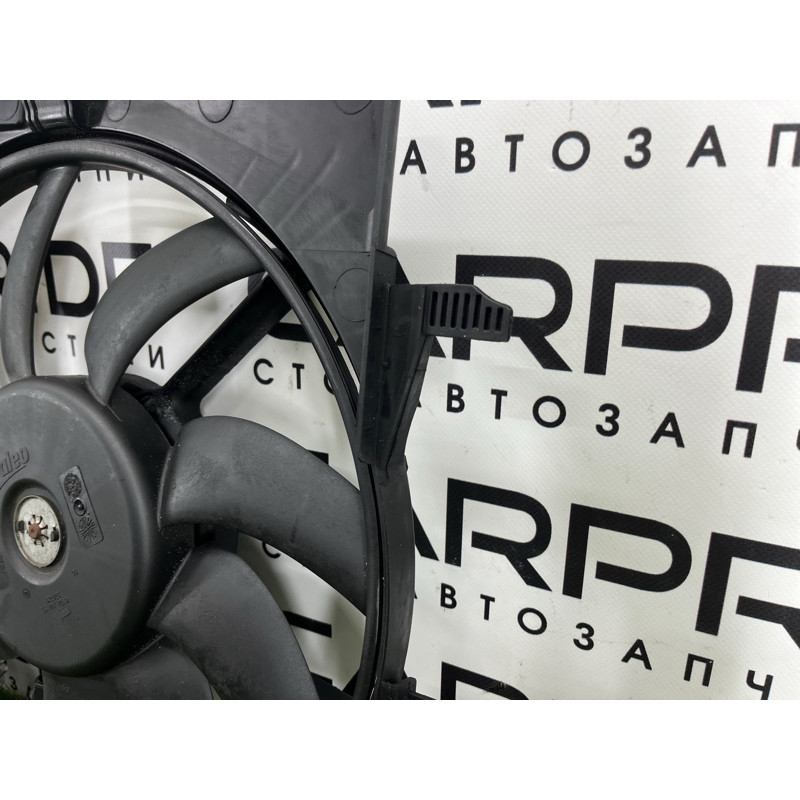 Вентилятор охлаждения радиатора (система охлаждения) AUDI Q5 8R 2012 3.2 CALB 8K0121207A