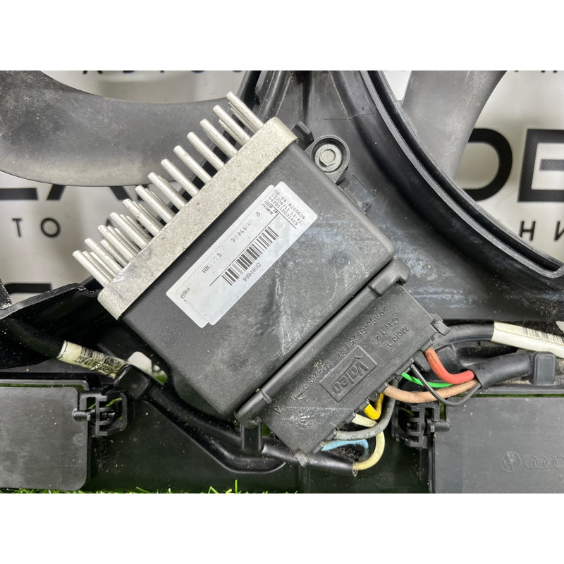 Вентилятор охлаждения радиатора (система охлаждения) AUDI Q5 8R 2012 3.2 CALB 8K0121207A