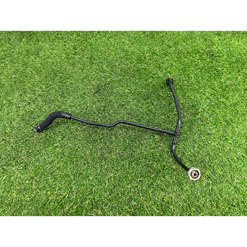 Трубка системы охлаждения (система охлаждения) AUDI Q5 8R 2012 3.2 CALB 8R0121081P