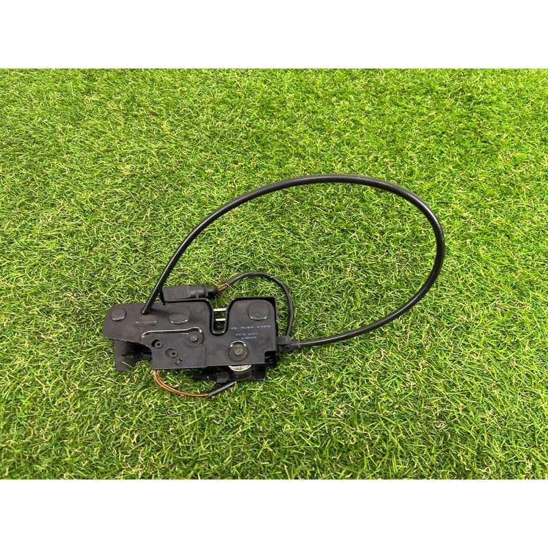 Замок капота (кузов и элементы) AUDI Q7 4L 2011 3.0 CATA 4L0823509B