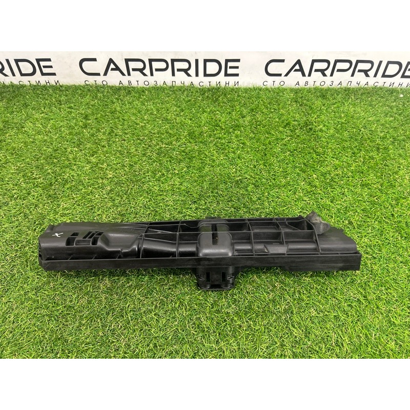 Крепление радиатора (кузов и элементы) BMW 3-series E93 2008 3.0 N54 17107524912