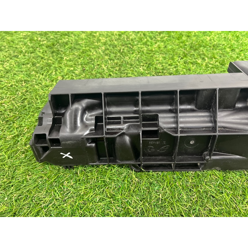 Кріплення радіатора (кузов і елементи) BMW 3-series E93 2008 3.0 N54 17107524914