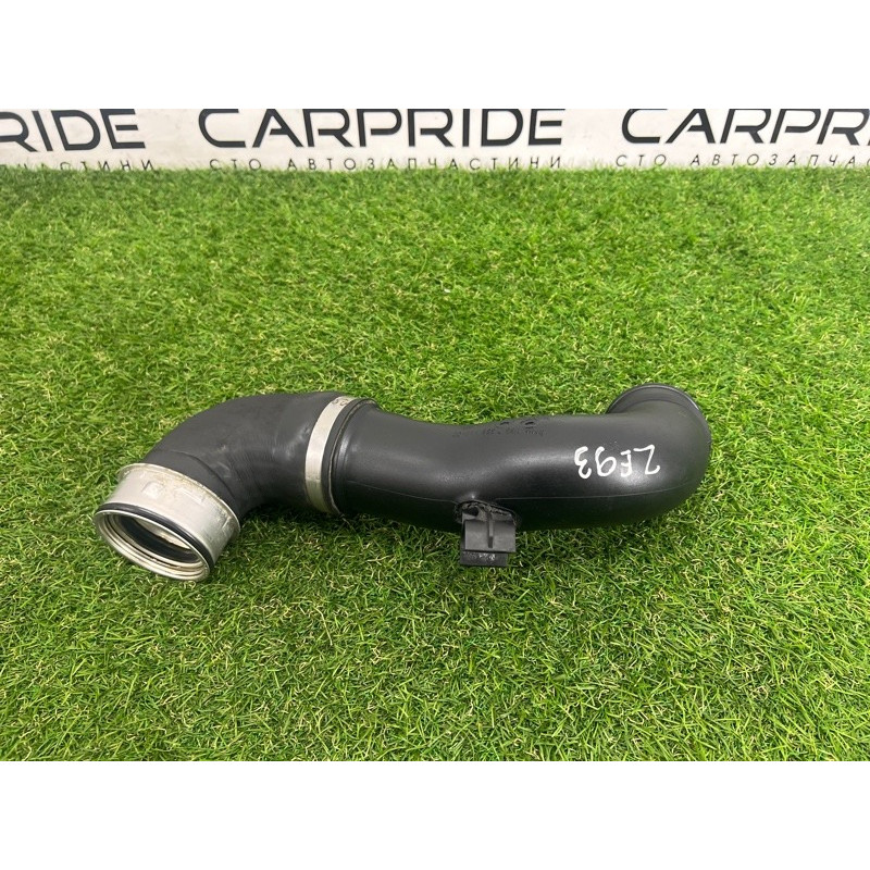 Патрубок интеркулера (двигатель и элементы) BMW 3-series E93 2008 3.0 N54 13717590304