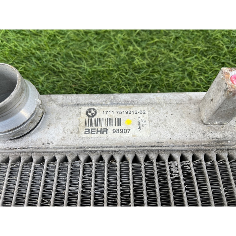 Радиатор охлаждения (система охлаждения) BMW 5-series E60 2004 M54B22 17117519212