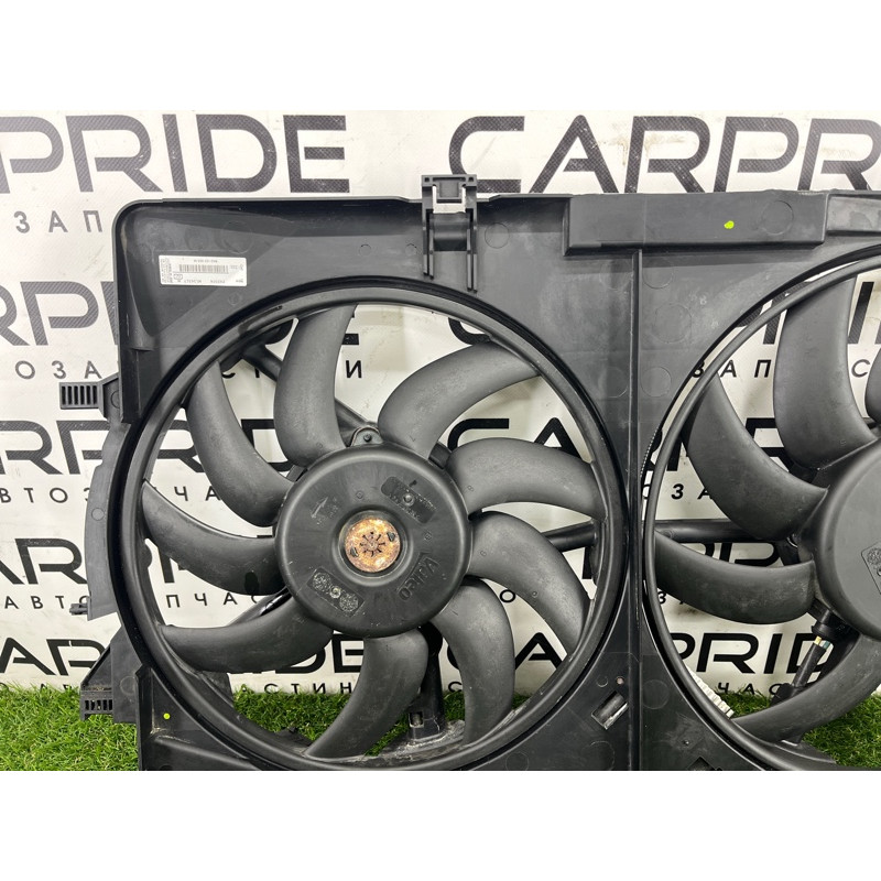 Вентилятор охлаждения радиатора (система охлаждения) AUDI A4 B8 2012 2.0 CAEB 8K0121207A