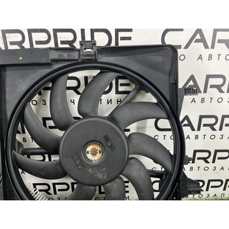 Вентилятор охлаждения радиатора (система охлаждения) AUDI A4 B8 2012 2.0 CAEB 8K0121207A