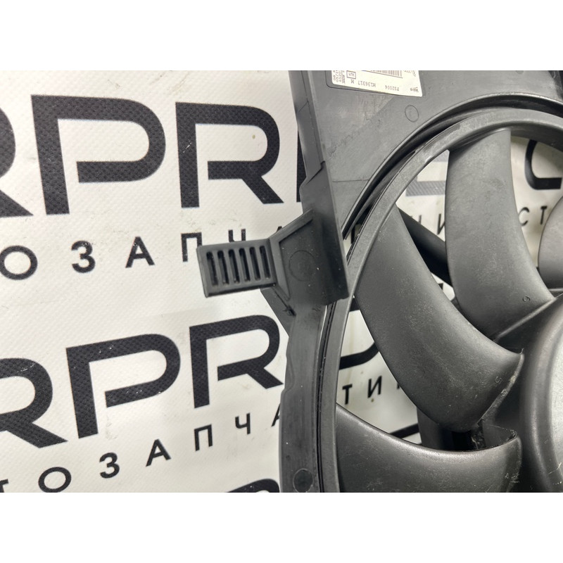 Вентилятор охлаждения радиатора (система охлаждения) AUDI A4 B8 2012 2.0 CAEB 8K0121207A