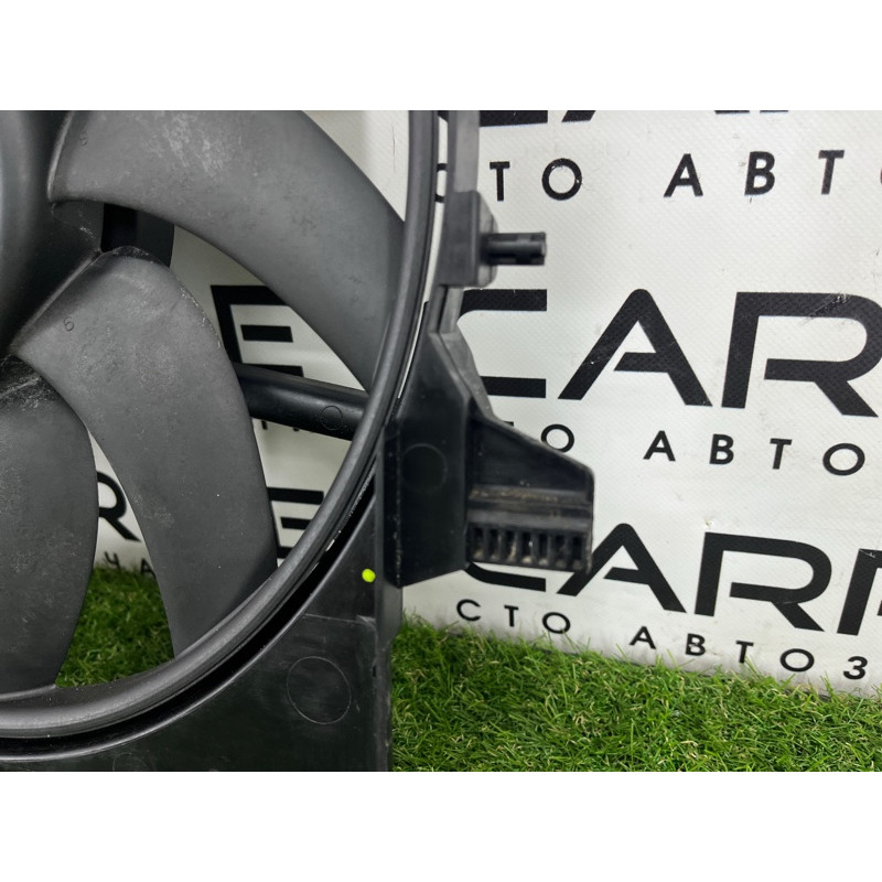 Вентилятор охлаждения радиатора (система охлаждения) AUDI A4 B8 2012 2.0 CAEB 8K0121207A