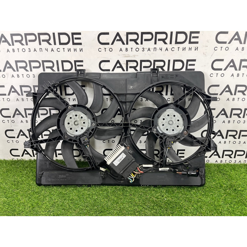 Вентилятор охлаждения радиатора (система охлаждения) AUDI A4 B8 2012 2.0 CAEB 8K0121207A