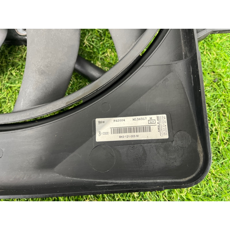 Вентилятор охлаждения радиатора (система охлаждения) AUDI A4 B8 2012 2.0 CAEB 8K0121207A