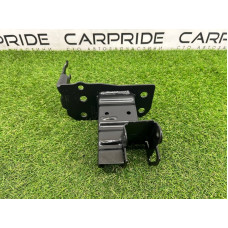 Кронштейн усилителя бампера