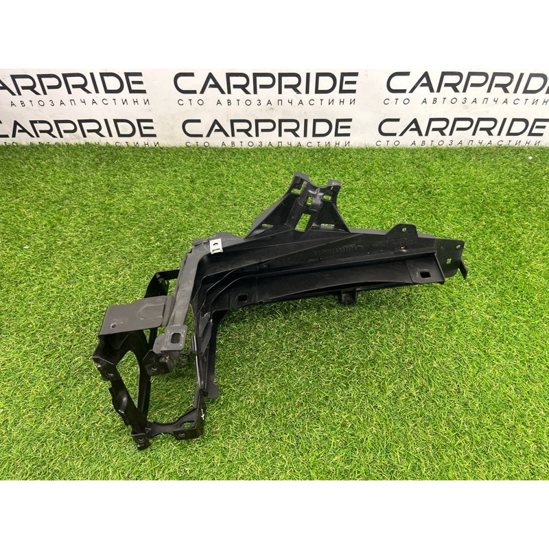Кронштейн фары (кузов и элементы) BMW 7-series F02 2011 4.4 N63 51647184160