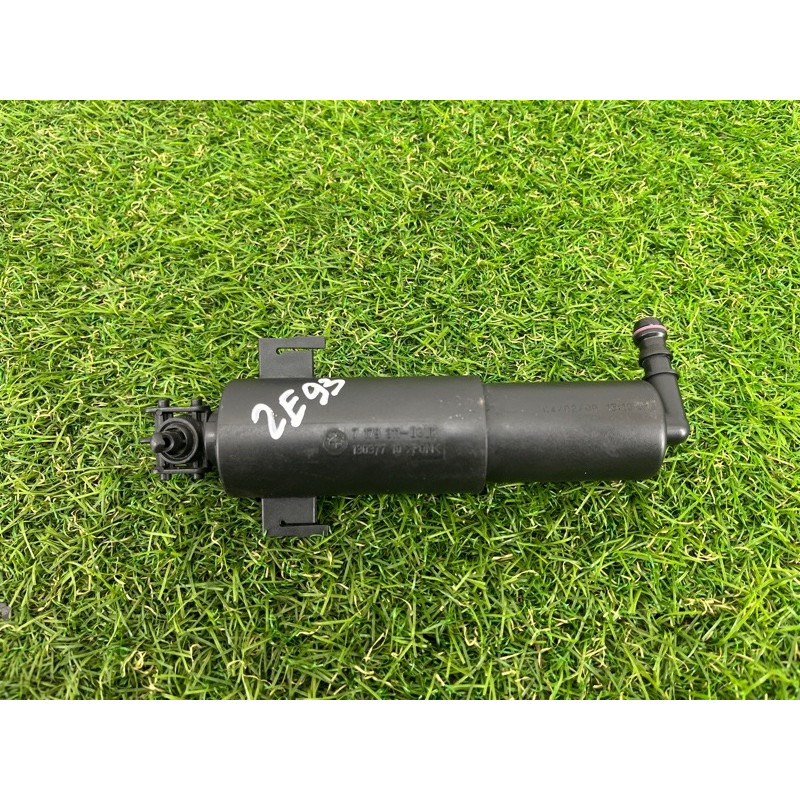 Форсунка омивача фар (кузов і елементи) BMW 3-series E93 2008 3.0 N54 61677179311