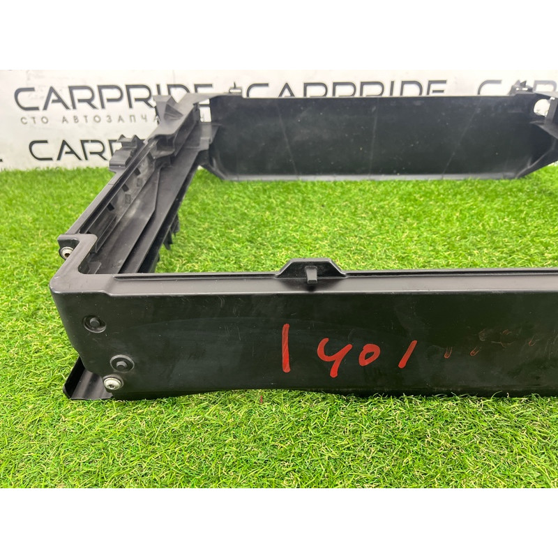 Рамка радиатора (кузов и элементы) BMW X5 E70 2009 4.8 N62N 17117533538