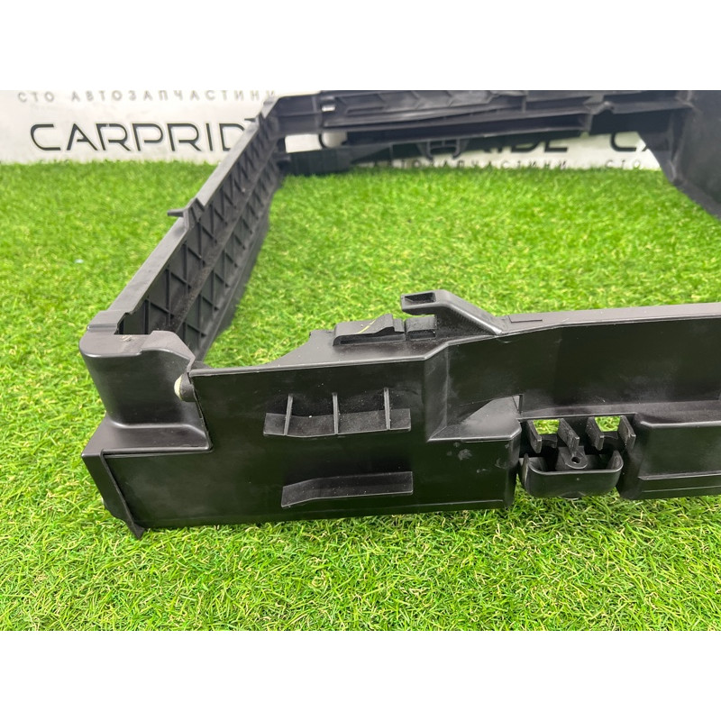 Рамка радиатора (кузов и элементы) BMW X5 E70 2009 4.8 N62N 17117533538