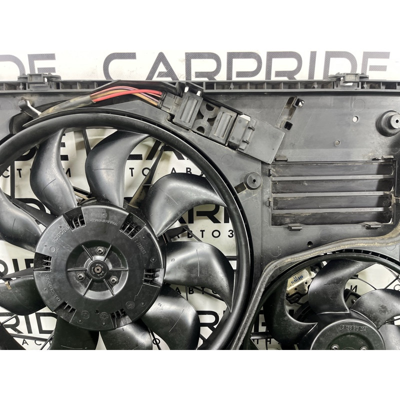 Вентилятор охлаждения радиатора (система охлаждения) AUDI Q7 4L 2011 3.0 CATA 7L0121207E