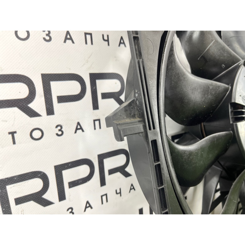 Вентилятор охлаждения радиатора (система охлаждения) AUDI Q7 4L 2011 3.0 CATA 7L0121207E