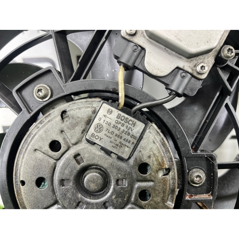 Вентилятор охлаждения радиатора (система охлаждения) AUDI Q7 4L 2011 3.0 CATA 7L0121207E