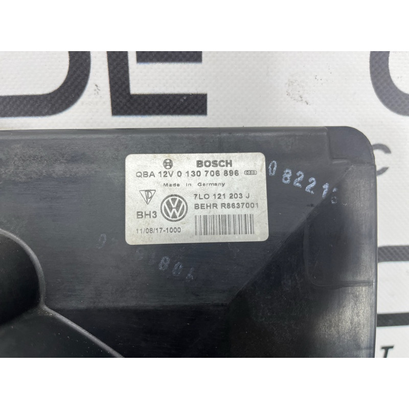 Вентилятор охлаждения радиатора (система охлаждения) AUDI Q7 4L 2011 3.0 CATA 7L0121207E