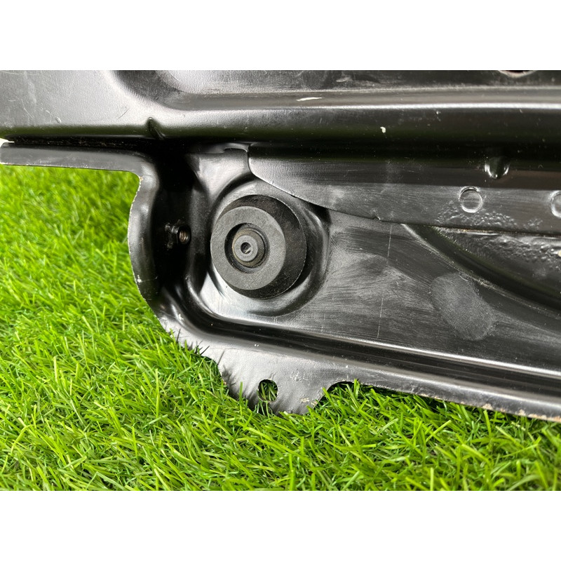 Планка телевизора нижняя (кузов и элементы) Mercedes-Benz GL X164 2012 4.6 A1646201134