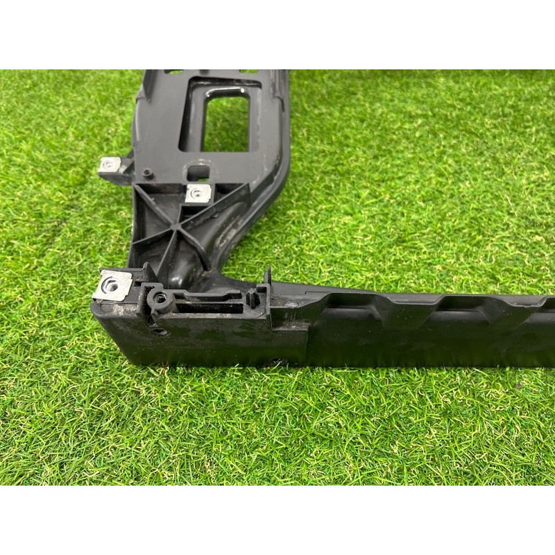 Телевизор (передняя часть кузова) (наружные элементы кузова) AUDI Q5 8R 2012 3.2 CALB 8R0805594B