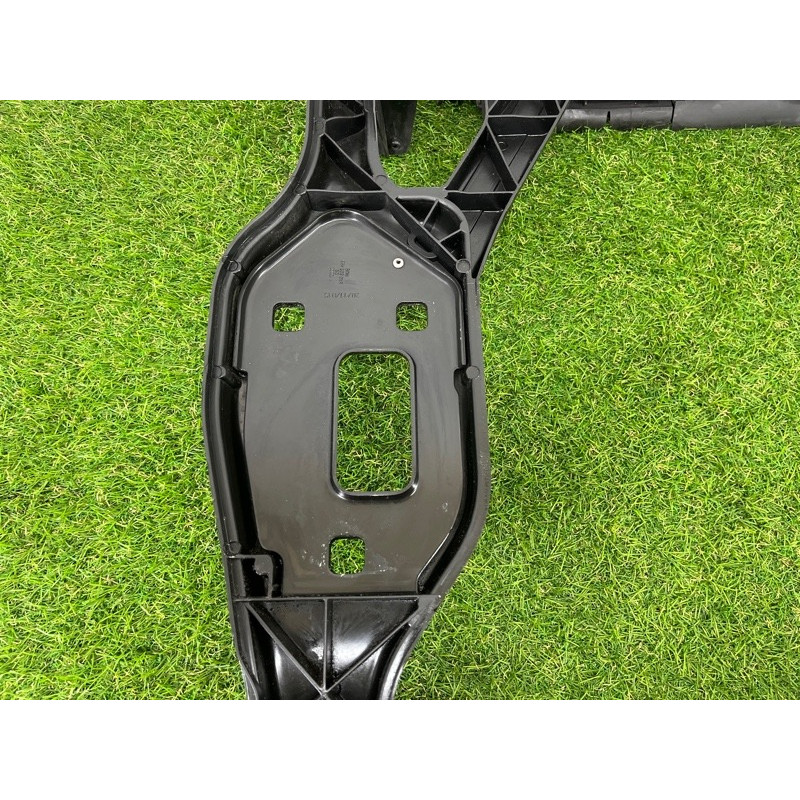 Телевизор (передняя часть кузова) (наружные элементы кузова) AUDI Q5 8R 2012 3.2 CALB 8R0805594B