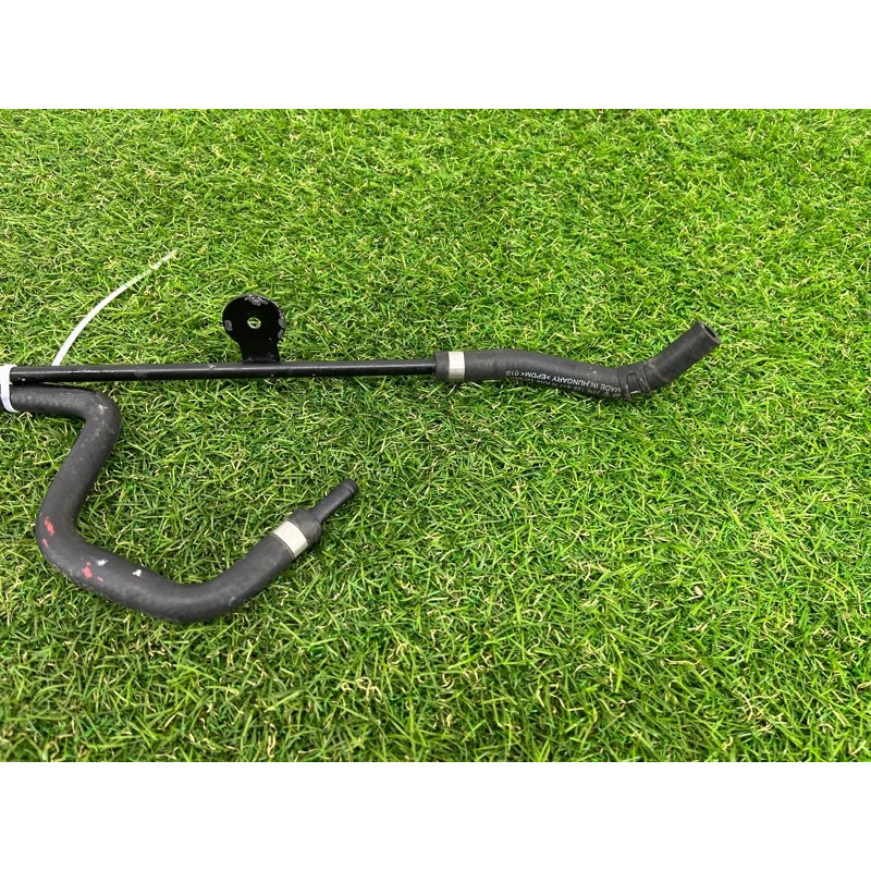 Трубка системы охлаждения (система охлаждения) Volkswagen Touareg NF 2011 3.0 TDI 7P6122447R