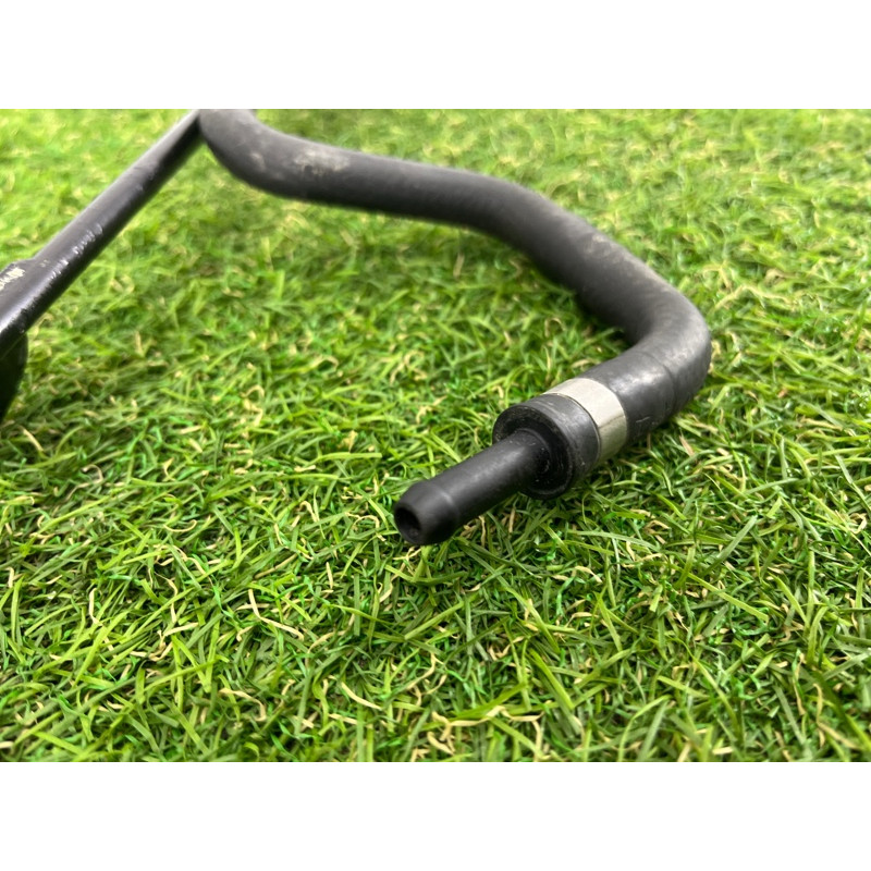 Трубка системы охлаждения (система охлаждения) Volkswagen Touareg NF 2011 3.0 TDI 7P6122447R