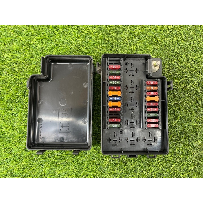 Блок предохранителей (электрика) Jaguar XJ X308 1999 LNC2822BD