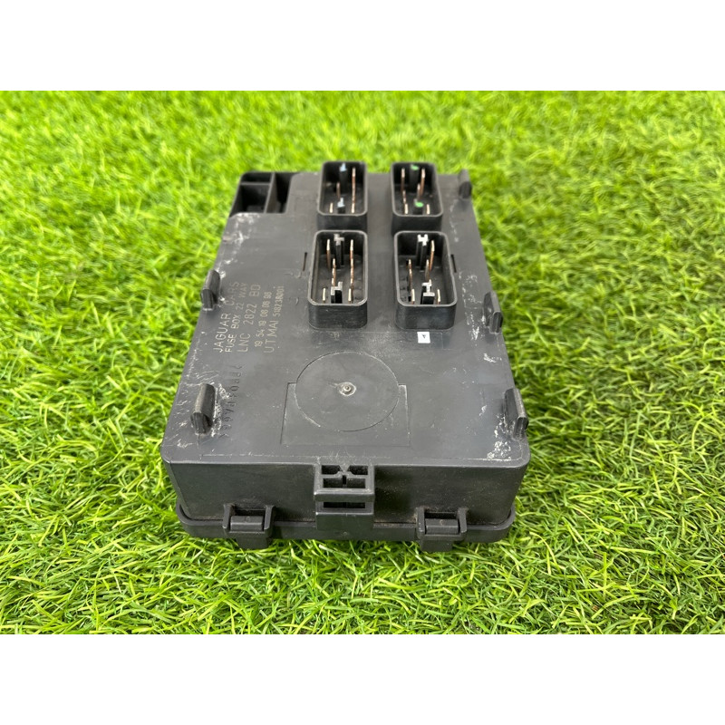 Блок предохранителей (электрика) Jaguar XJ X308 1999 LNC2822BD