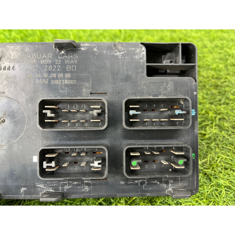 Блок предохранителей (электрика) Jaguar XJ X308 1999 LNC2822BD