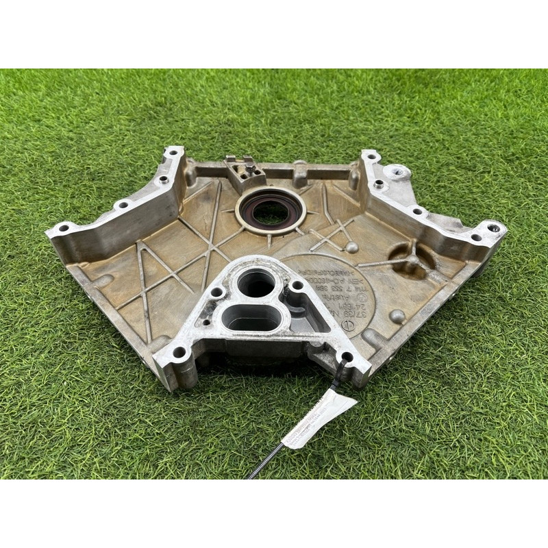 Передня кришка двигуна (двигун та елементи) BMW 5-series F10 2013 N63B44 11148483806