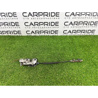 Замок капота